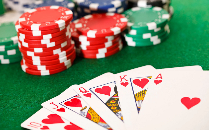 Nắm rõ luật Poker là điều cần thiết